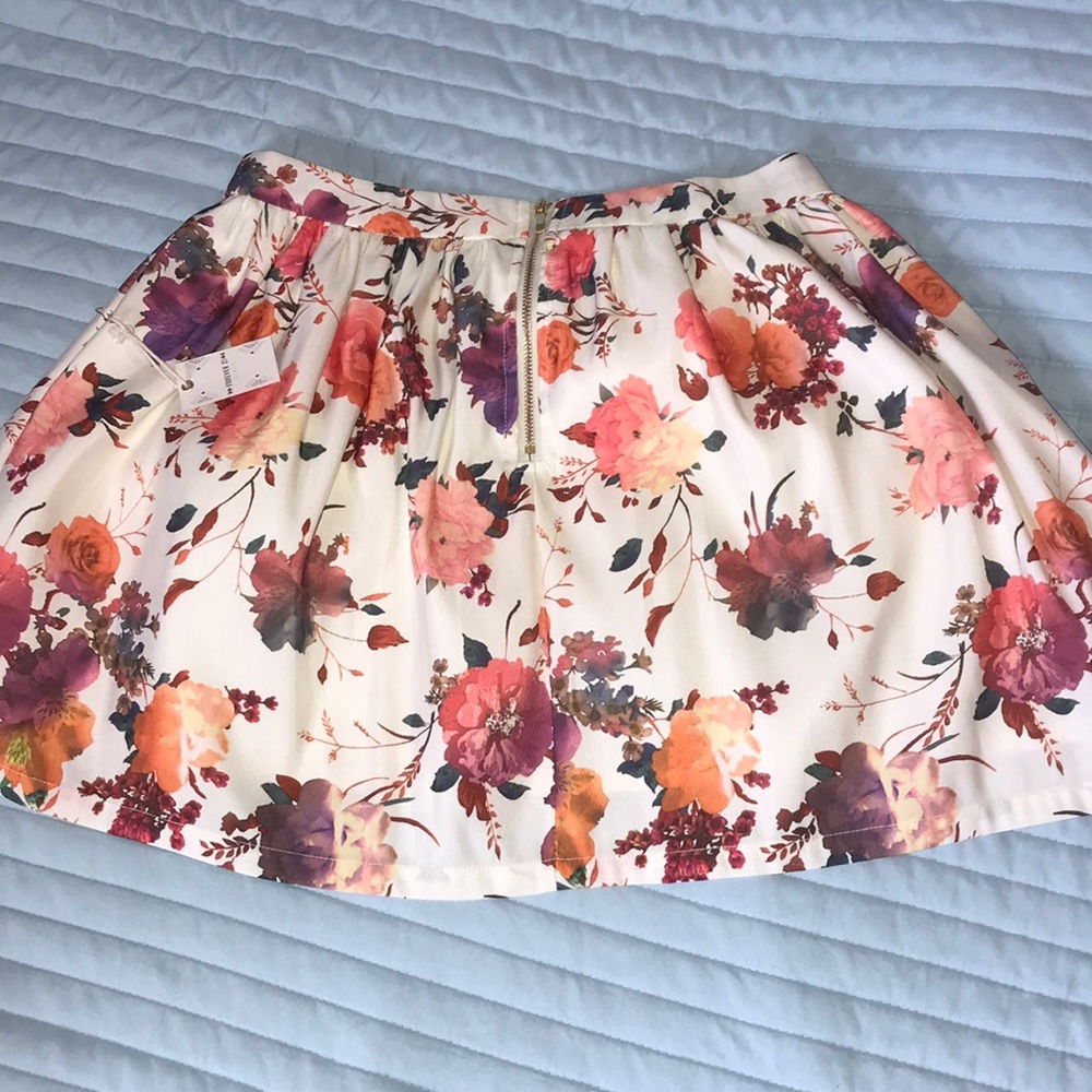 High waisted Small Skirt
